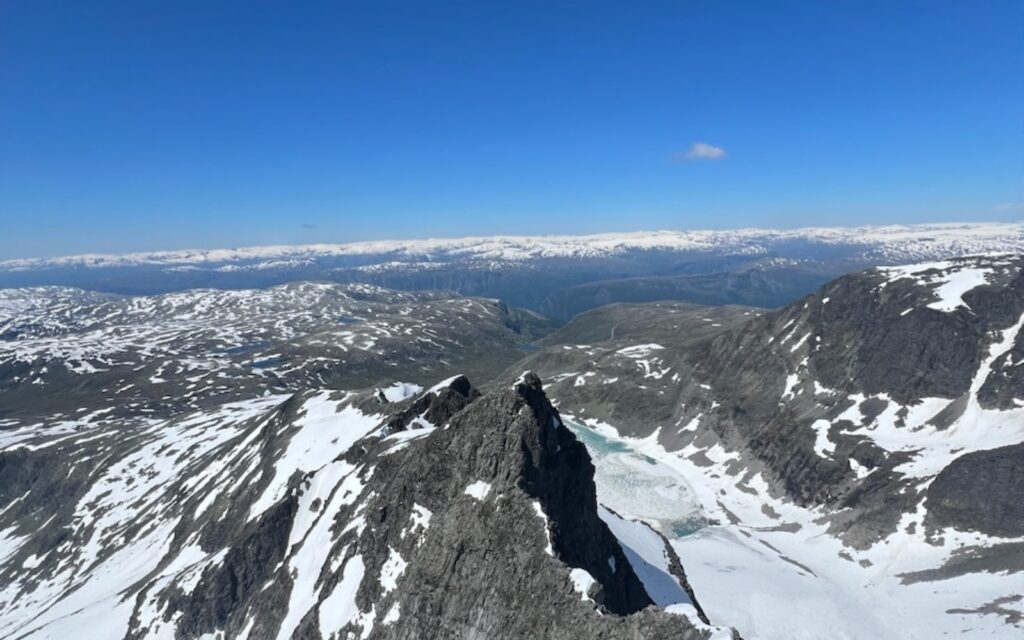 fjell_1600x1000_chat